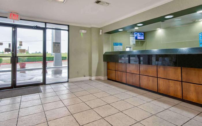 Studio 6  Texarkana, TX