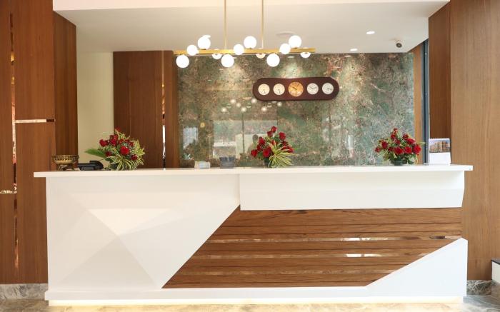 Hotel Antique Regency 