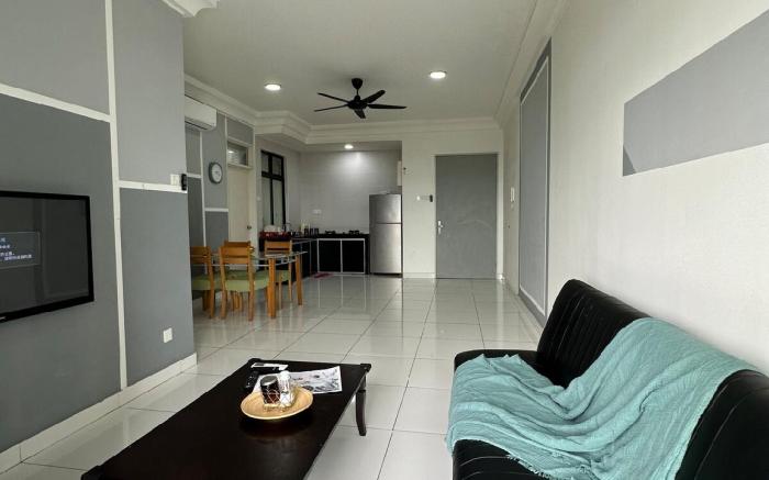 A2404 Platino 2BR ParadigmMall Netflix By STAY
