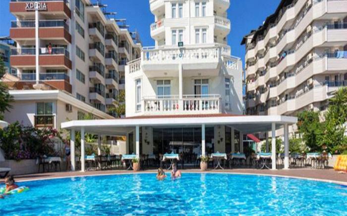 Azak Hotel 