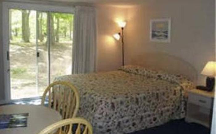 Blue Dolphin Inn