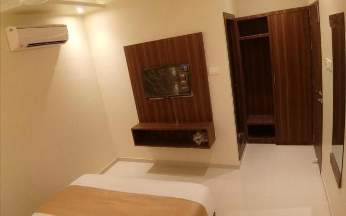 Hotel Emerald Inn Mumbai