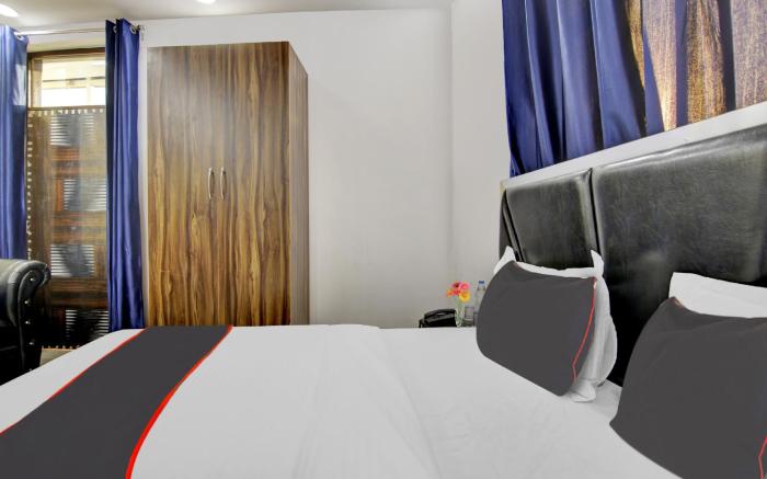 Collection O Hotel VCR Inn