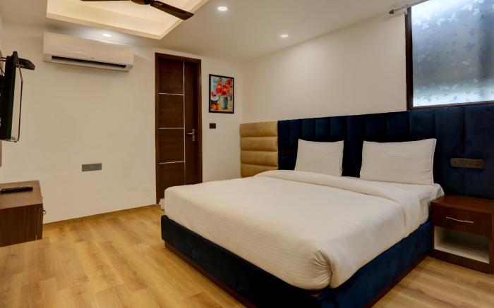 Hotel O Golden Eye Inn