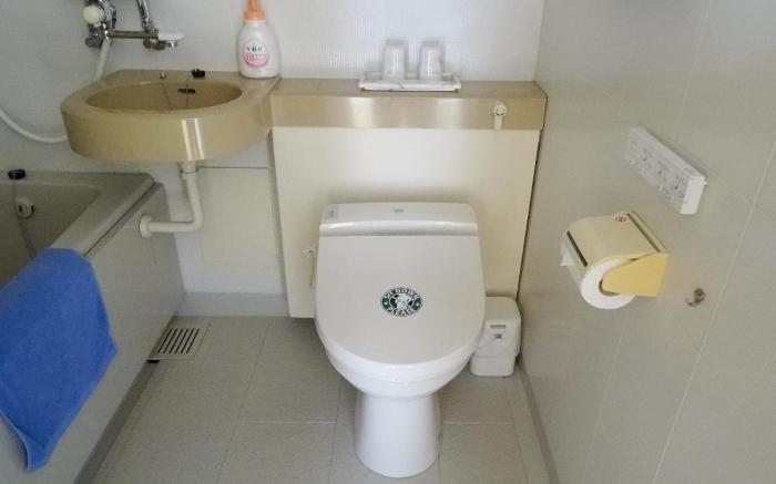 Hillside Inn Sirocco