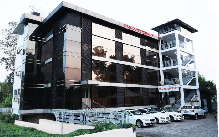 AIRPORT COCHIN GRAND RESIDENCY