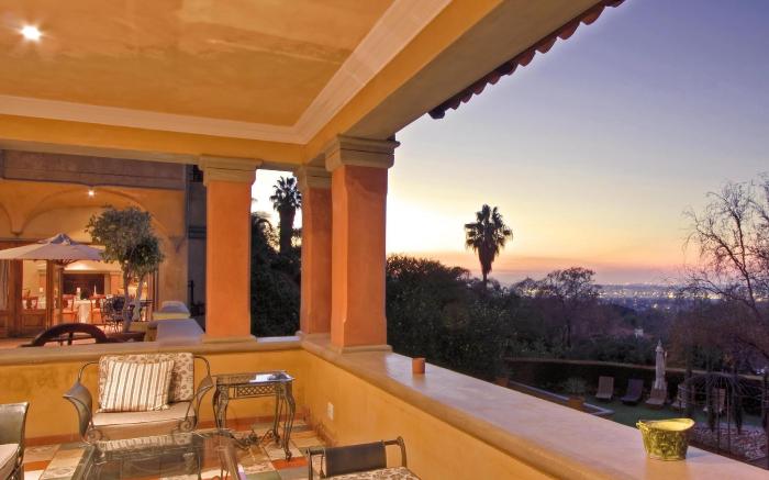 Castello Di Monte Guest House