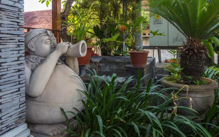 Alron Hotel Kuta Powered by Archipelago