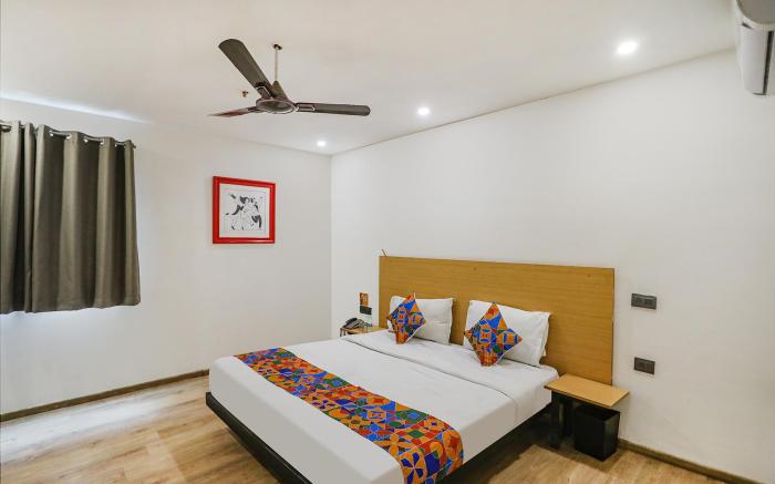 FabHotel F9 Sector 58