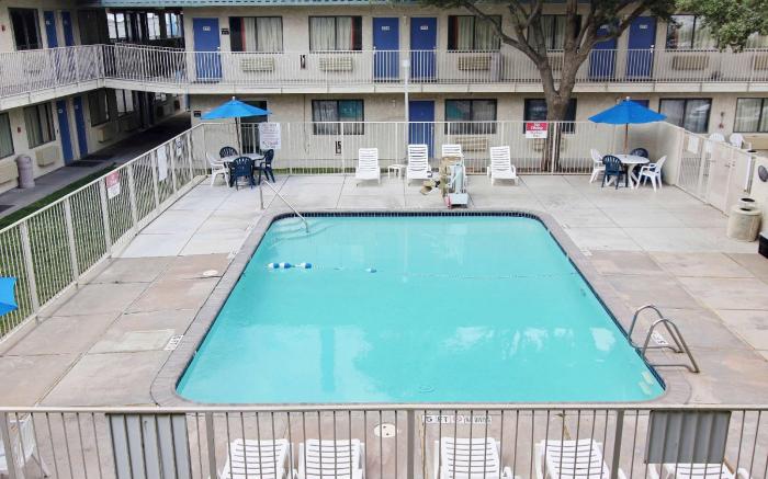 Motel 6 Fort Stockton, TX