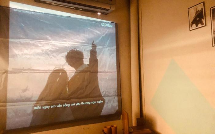 Heart of Old Quarter- CHEAP -PROJECTOR- Share WC