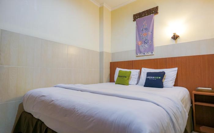 Urbanview Hotel 58 Bintaro by RedDoorz
