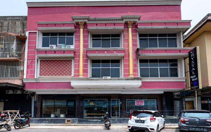 Urbanview Hotel Crystal Nagoya Batam by RedDoorz