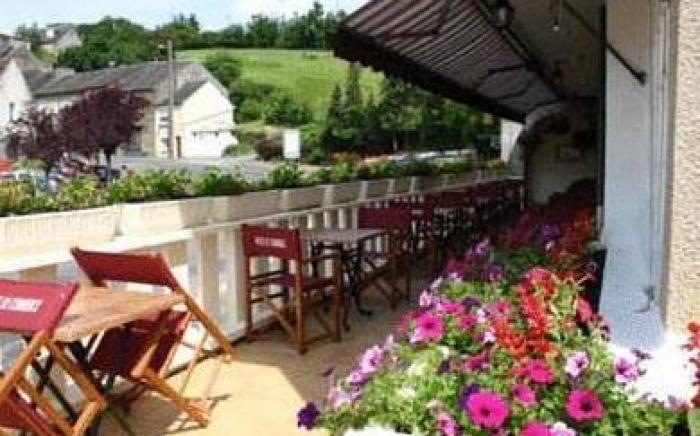 Logis Hotel Restaurant Du Commerce