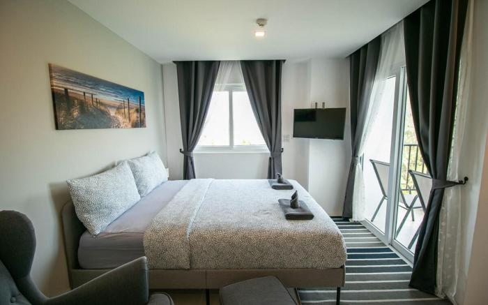 Mantra Beach Condominium Studio - M169