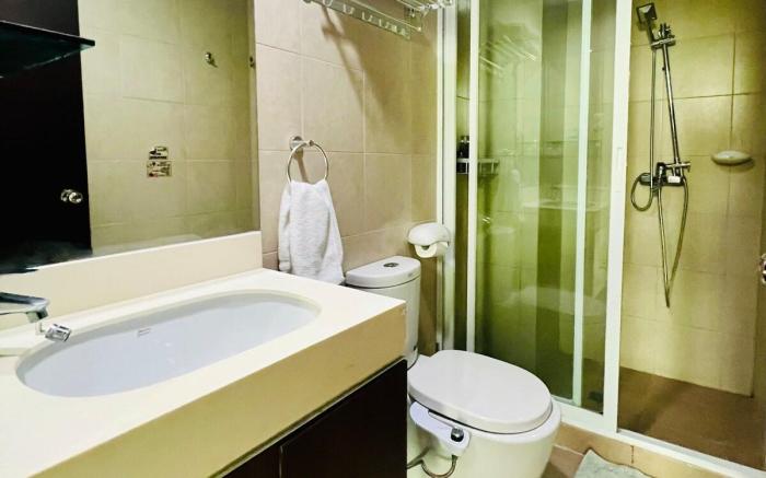 Ayala Apartment All Amenities Airy Fully Furnished