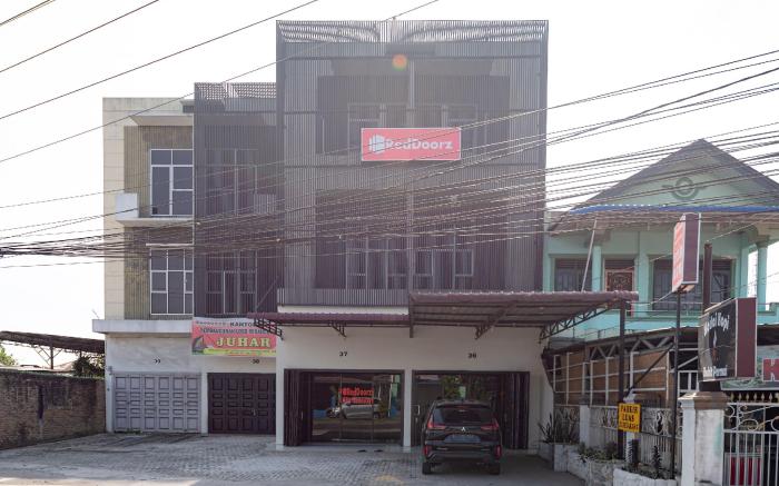 RedDoorz @ Simpang Pemda Medan
