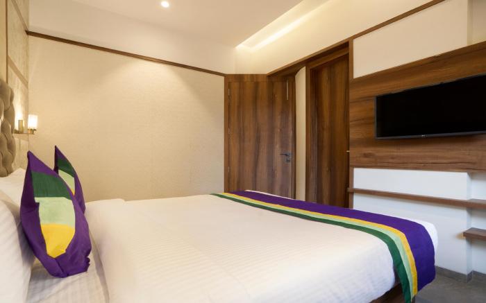 Treebo Premium Savera Inn
