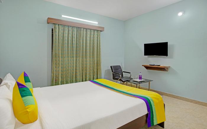 Itsy Hotels Sidhartha Residency