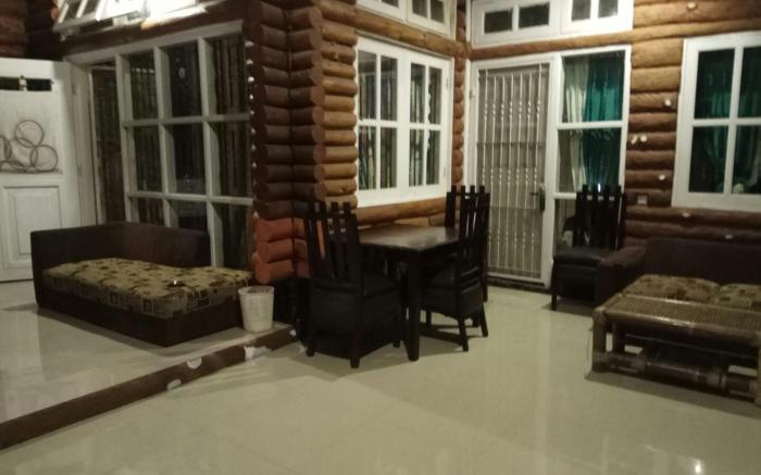 Villa kota bunga 5 +1 br & private pool