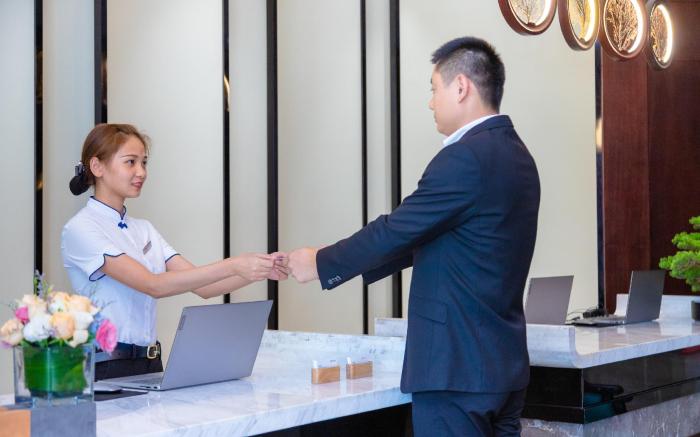 Rezen Dong Hotel Shenzhen Huaqiangbei
