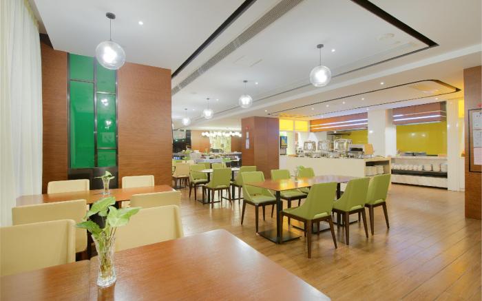 Rezen Heyi Hotel Heshan Square