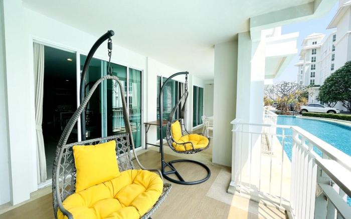 O2 Pool Access Penthouse Cha-am
