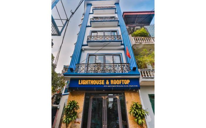 Lighthouse & Rooftop