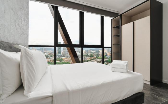 Scarletz KLCC Apartments by Soulasia