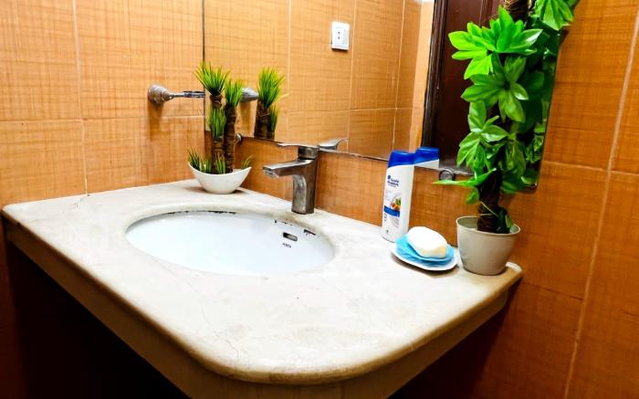 Zaib Guest House 