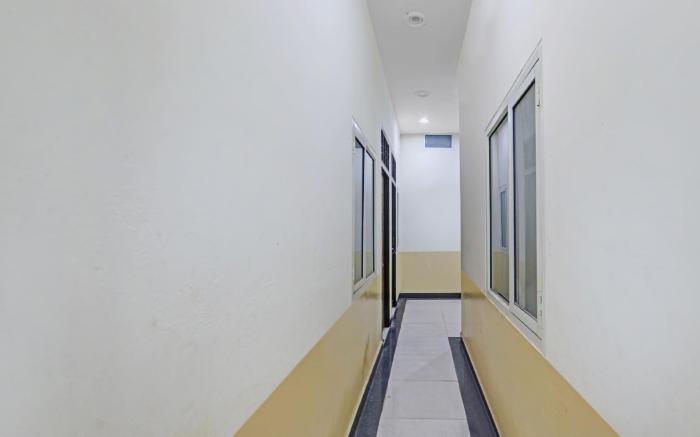 Hotel Sharvil Inn