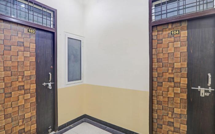 Hotel Sharvil Inn