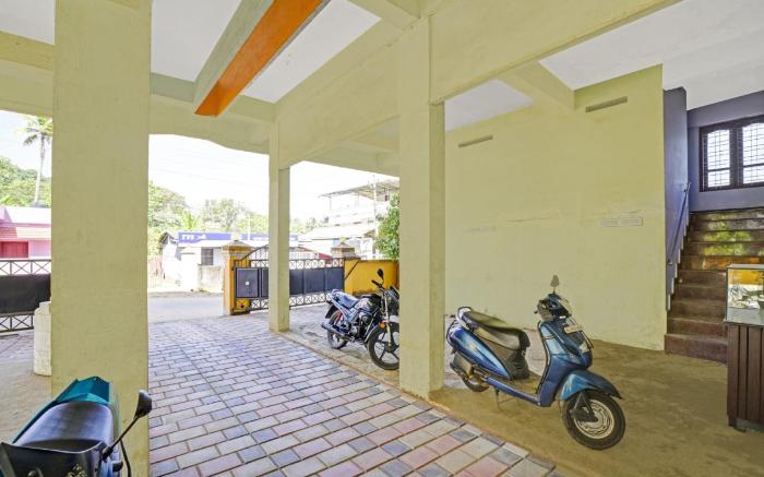 Hotel O SS Residency