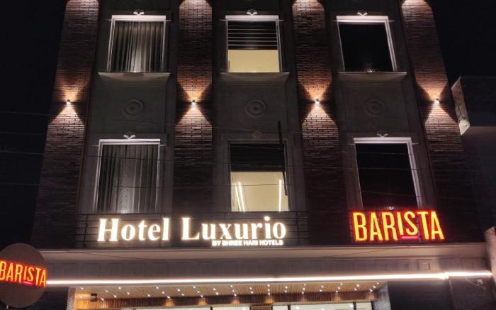 Hotel Luxurio ( In-House Barista Cafe, Near Golden Temple )
