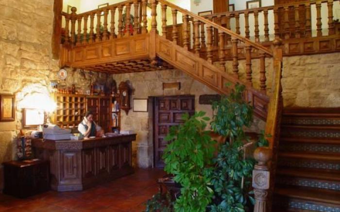 Hotel Tres Coronas de Silos