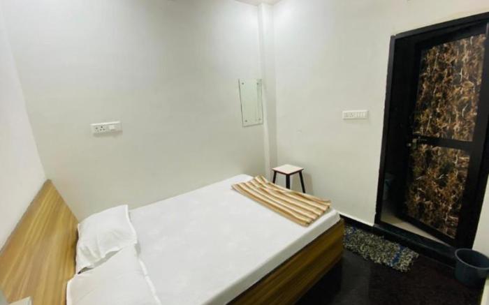 Hotel Arsh Palace