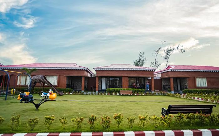 Prasant Beach Resort