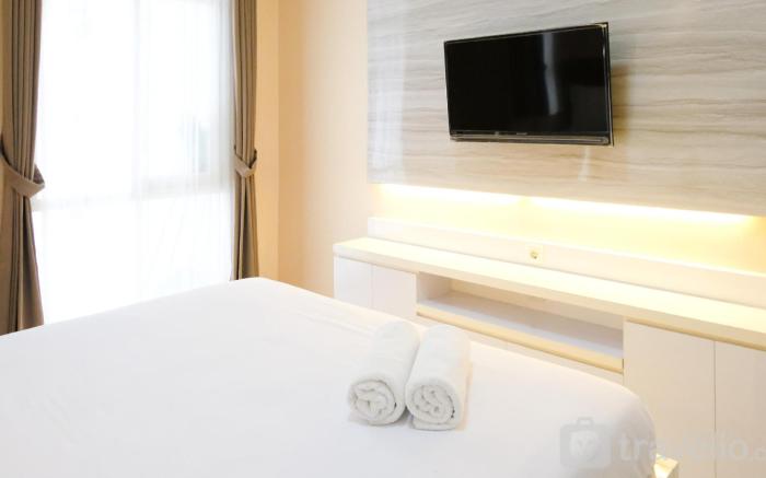 Cozy Living Studio at Bale Hinggil  By Travelio