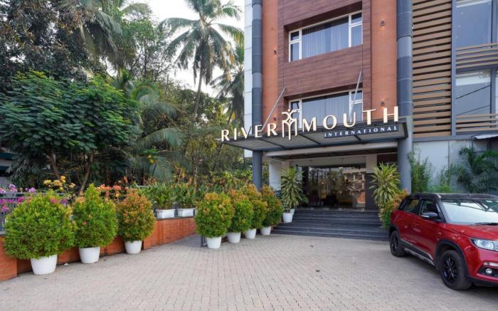 Nexstay River Mouth International