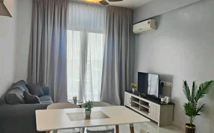 Johor, near CIQ, Danga bay Free parking 2BR@6pax