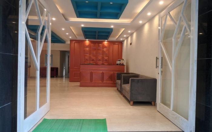 Hotel Luxury Inn by Stotrak Hospitality  