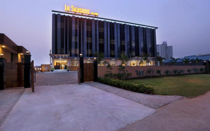 le seasons the park 