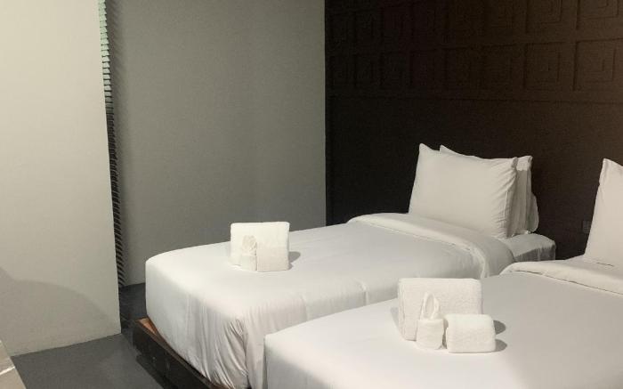 515 VICTORY Hotel