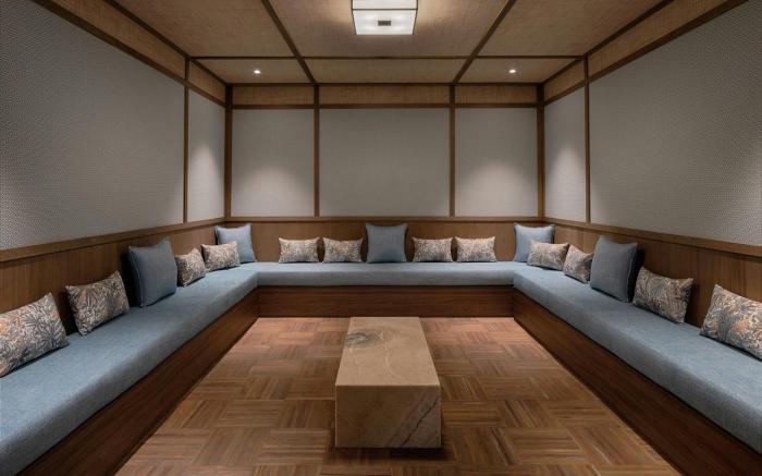 Stradom House, Autograph Collection