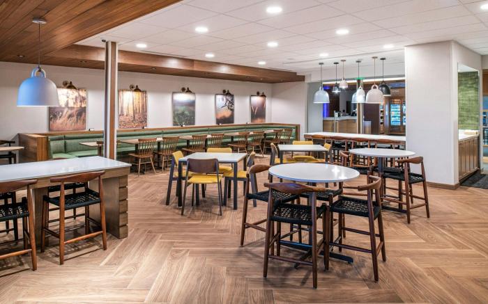 Fairfield by Marriott Inn & Suites Winters Davis