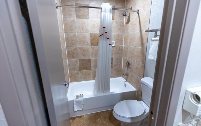 Red Roof Inn & Suites Irving – DFW Airport South