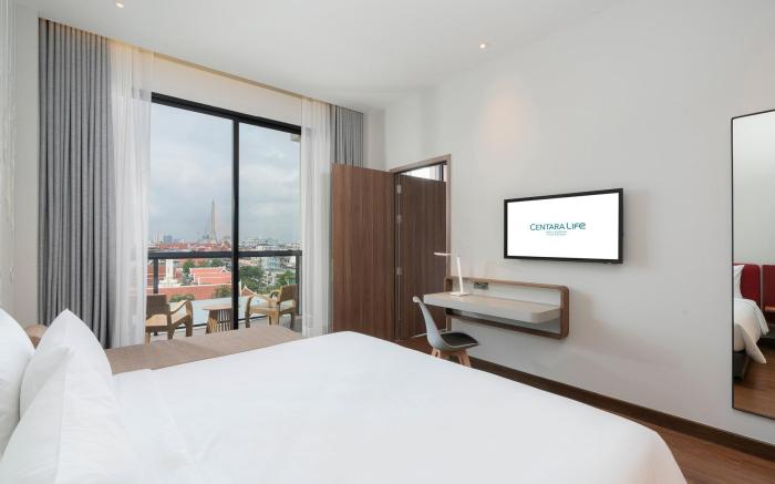 Centara Life Hotel Bangkok Phra Nakhon