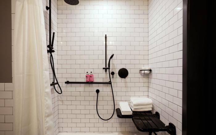 Moxy Richmond Downtown