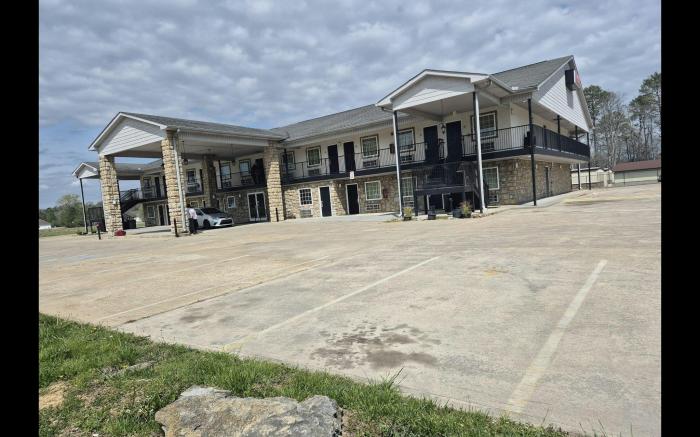 General Bragg Inn & Suites Chickamauga