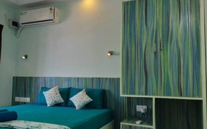 Apt-3 with AC,Gym,Wifi & Pool,5min walk to beach